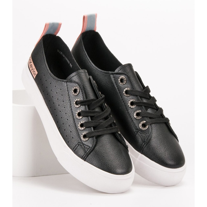 Tênis Preto MCKEYLOR 2