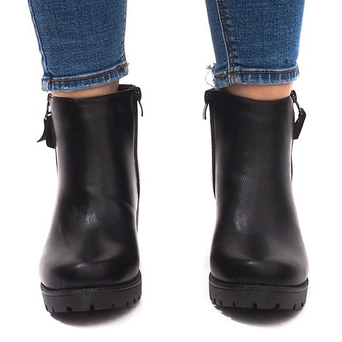 Botas quentes em um poste 3045-3 preto 2