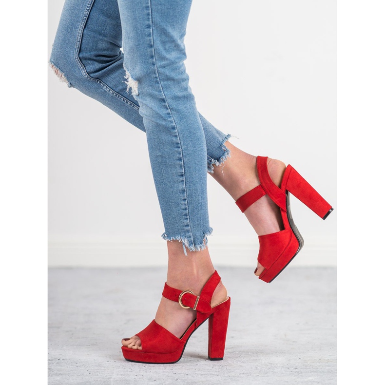 SHELOVET Sandálias vermelhas na plataforma vermelho 2