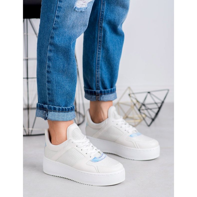 Ideal Shoes Tênis Com Brilho branco 2