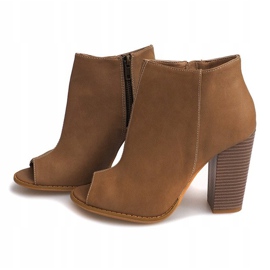 Botas abertas em um bar Sarah Beige bege 2 Botas abertas em um bar Sarah Beige bege 2