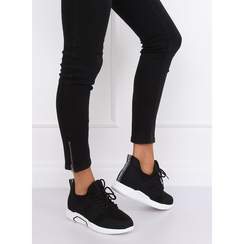 Sapatos esportivos pretos X-9762 Preto 1