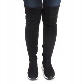 Botas com solado branco 6680-PG preto 2