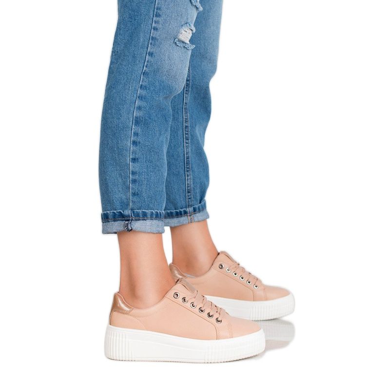 Kylie Calçados esportivos na plataforma castanho 2