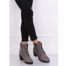 Botas cinza no protetor W358 Gray 1 Botas cinza no protetor W358 Gray 1