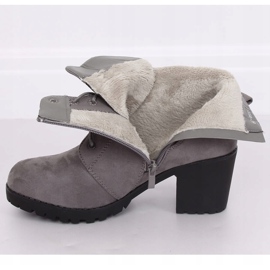 Botas cinza no protetor W358 Gray 2 Botas cinza no protetor W358 Gray 2