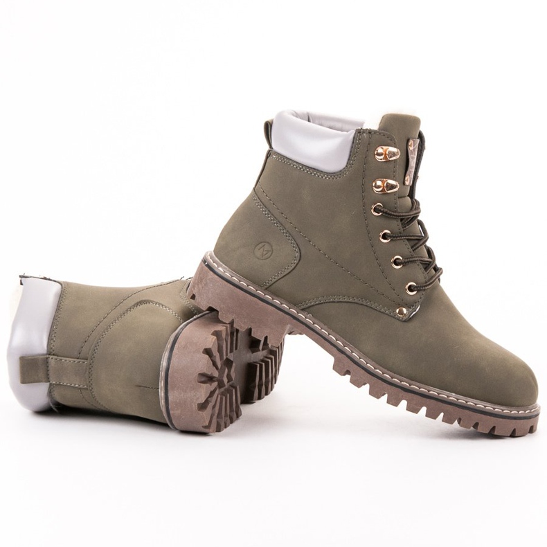 Mckeylor Caçadores verdes com pele 1