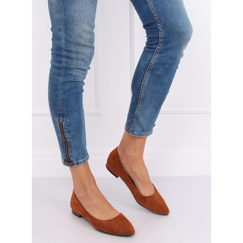 Bailarinas com biqueira amendoada RC-76 Camel castanho 2