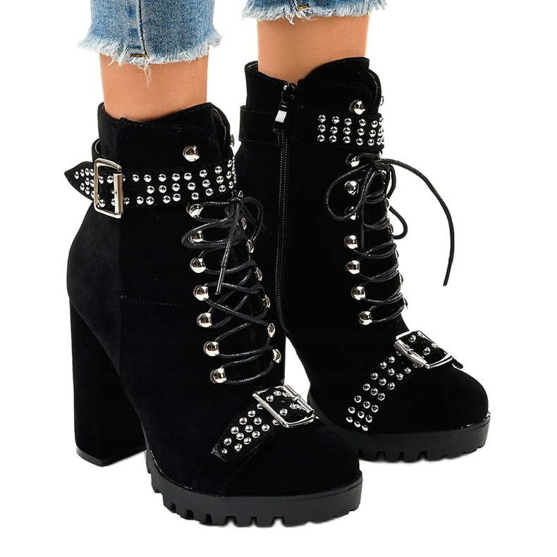 Botins de camurça preta no poste LS5071 preto 1