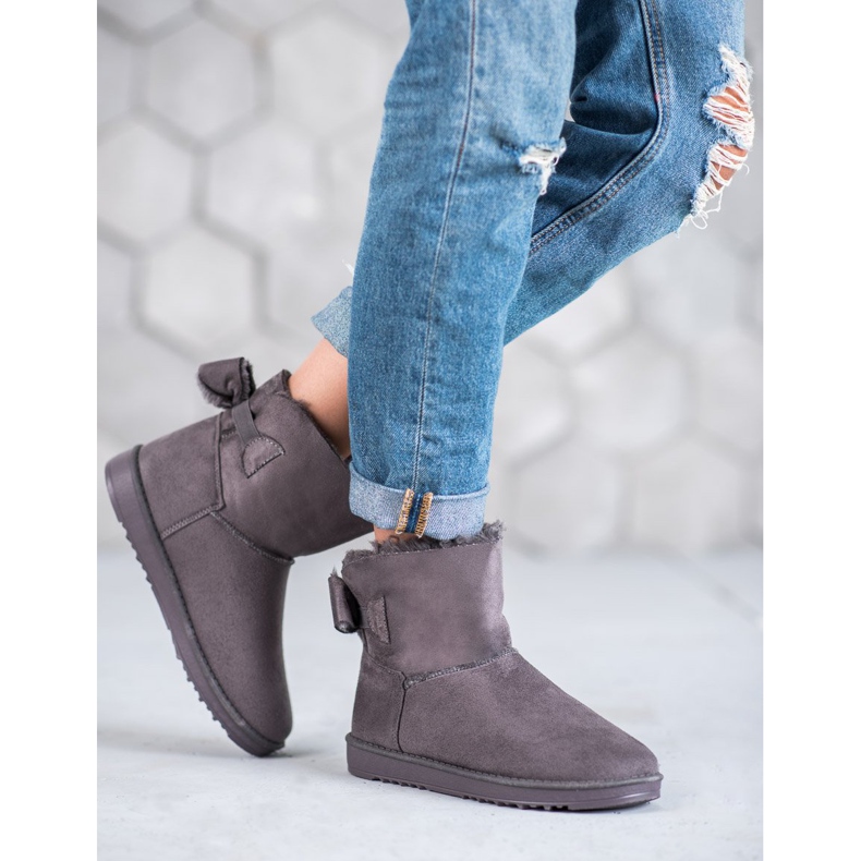 Gray Mukluki com um arco cinza 1