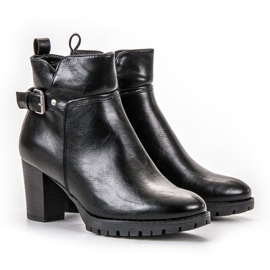 Vinceza Botas elegantes para o outono preto 2