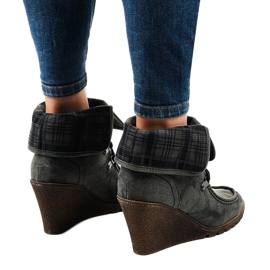 Botins de camurça preta com padrão xadrez CH-22 preto 1