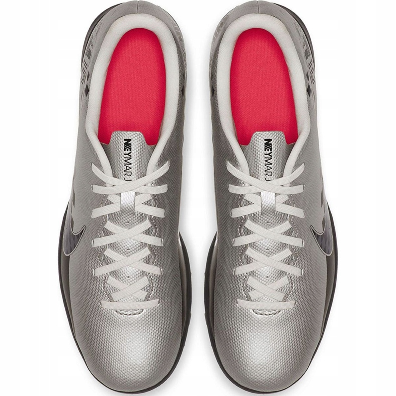 Chuteira Nike Mercurial Vapor 13 Club Neymar Tf M AT8000-006 cinza prata 1