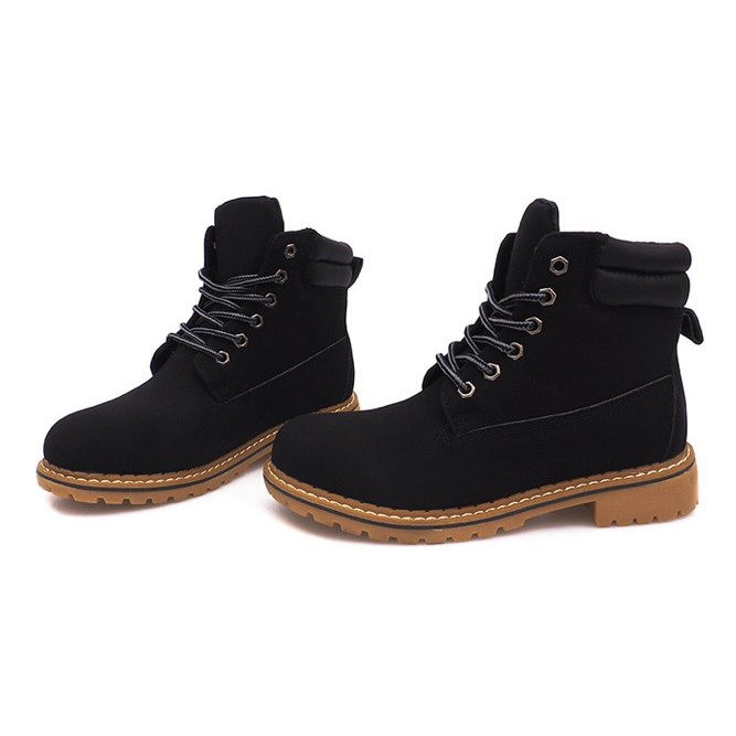 Botas de madeira isoladas H88B pretas preto 1