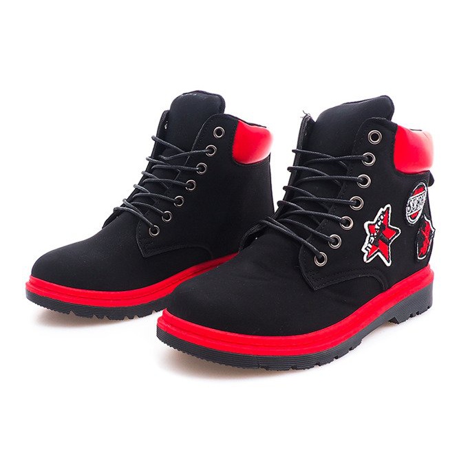 Botas de madeira isoladas SJ1679-1 pretas preto 1