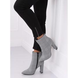 Botas pretas de salto alto NS053P Houn Dstooth preto 1