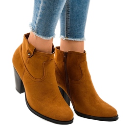 Botins de camelo camurça no poste TX-1822 castanho 1 Botins de camelo camurça no poste TX-1822 castanho 1