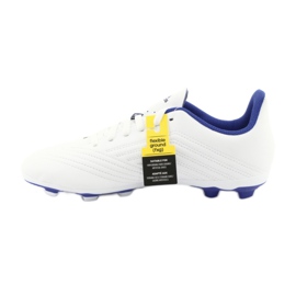 Chuteiras Adidas Predator 19.4 FxG Jr CM8542 branco 2