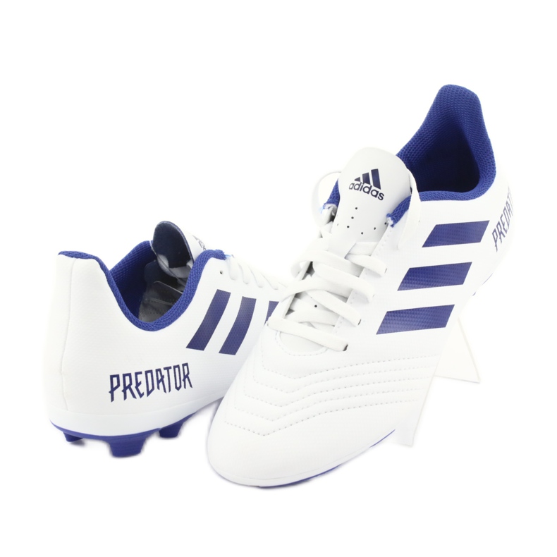 Chuteiras Adidas Predator 19.4 FxG Jr CM8542 branco 3