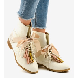 Botas rasas bege amarradas com franjas A-226 2 Botas rasas bege amarradas com franjas A-226 2
