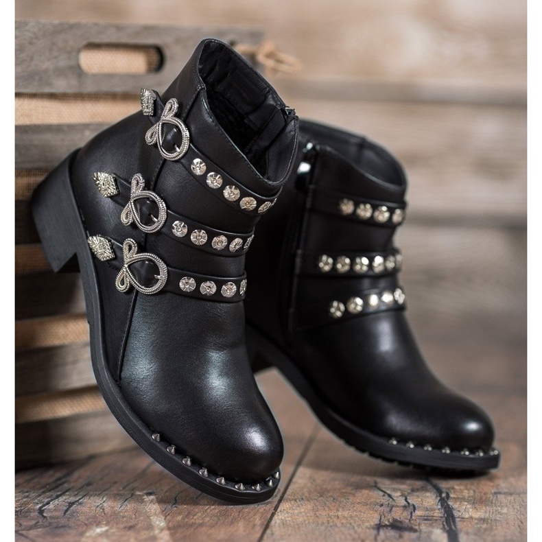 Forever Folie Botas com pregos preto 1