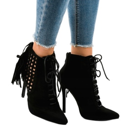 Botas pretas ricamente decoradas 11047-1 preto 1