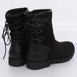 Botas isoladas pretas 8122 pretas preto 1