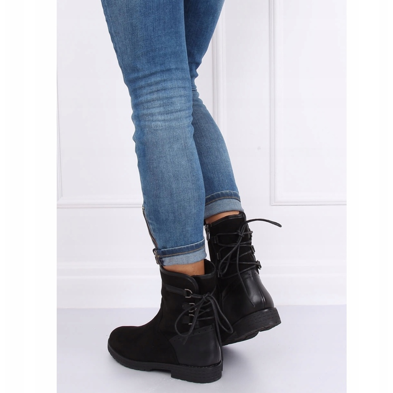 Botas isoladas pretas 8122 pretas preto 2