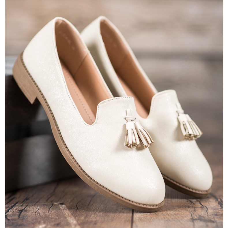 Queentina Lordes com brilho castanho 1