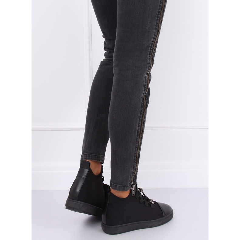 Tênis preto XY-35 preto com isolamento de neoprene 2