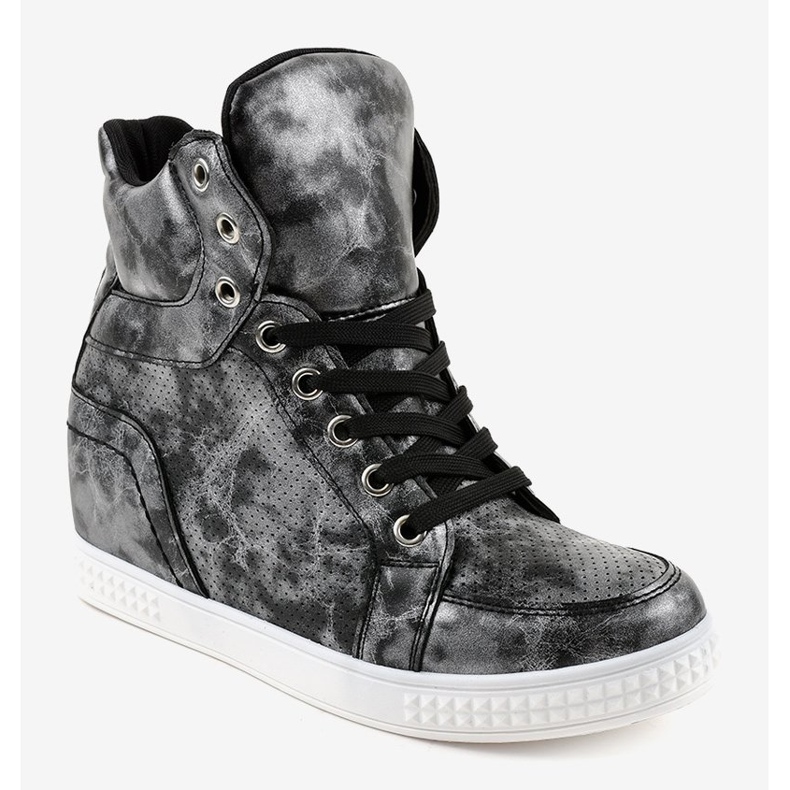 Tênis preto com cunhas amarradas ON001 1