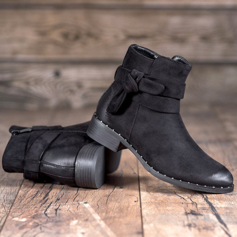 S. BARSKI Botas de camurça com laço preto 1 S. BARSKI Botas de camurça com laço preto 1