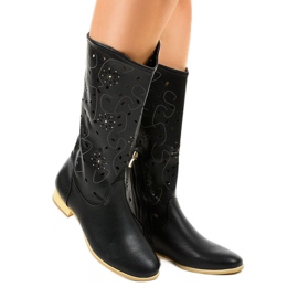 Botas pretas perfuradas TLT1301 preto 1