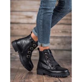 SHELOVET Trabalhadores na plataforma preto 2