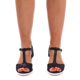 Sandálias Pretas em Cunha YH2709 preto 1