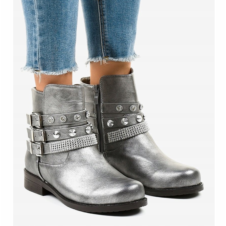 Botas cinza ricamente decoradas LL179 1