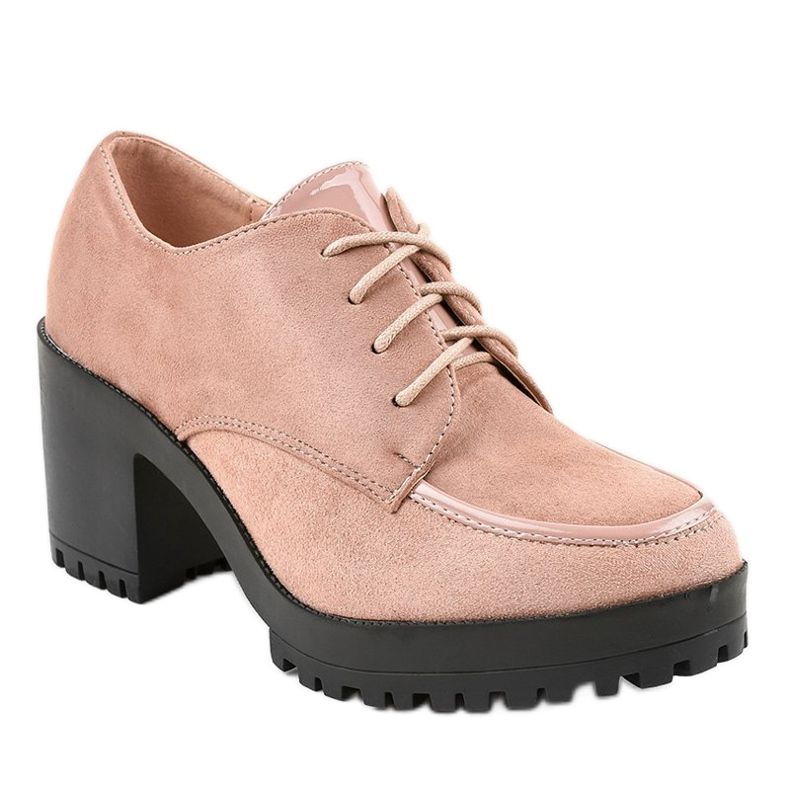 Botas rosa no post maciço HQ651 1 Botas rosa no post maciço HQ651 1
