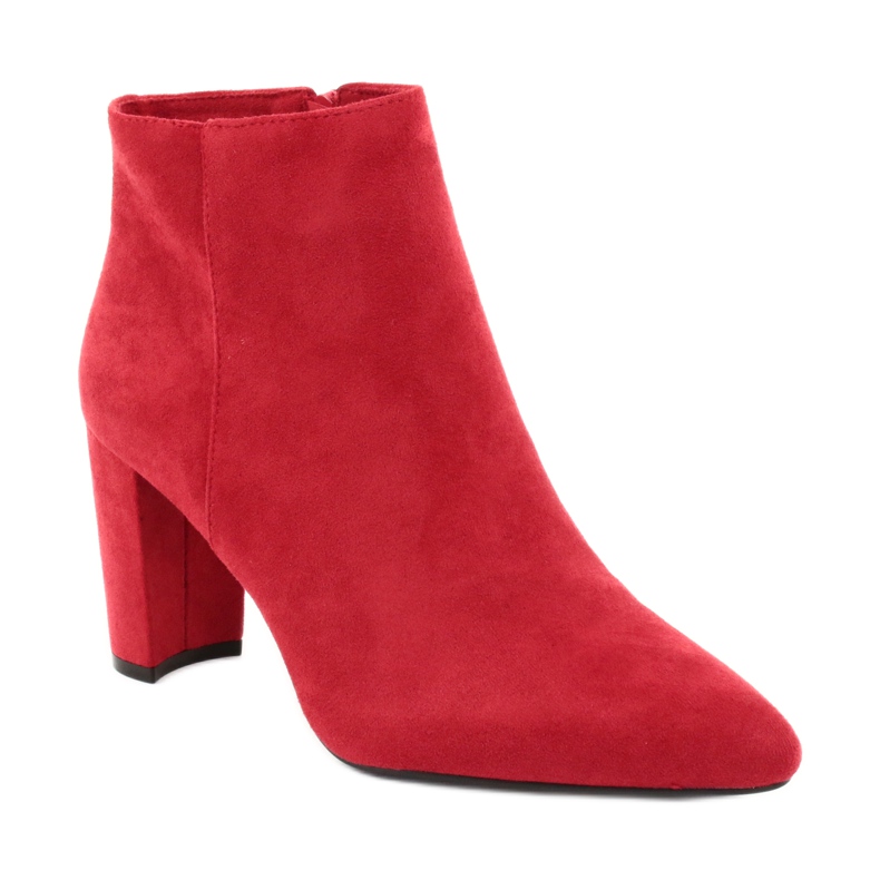 Botas no posto de Sergio Leone 548 vermelho 1