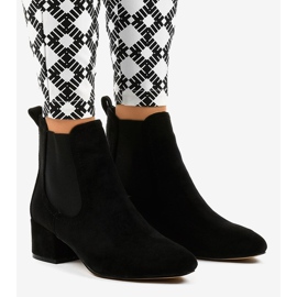 Botins pretos com elástico 8012-PA 1 Botins pretos com elástico 8012-PA 1