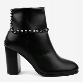 Botas pretas com tachas LJ007 preto 2 Botas pretas com tachas LJ007 preto 2