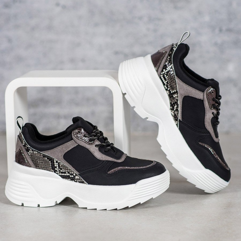 Snekaers na plataforma VICES preto 1