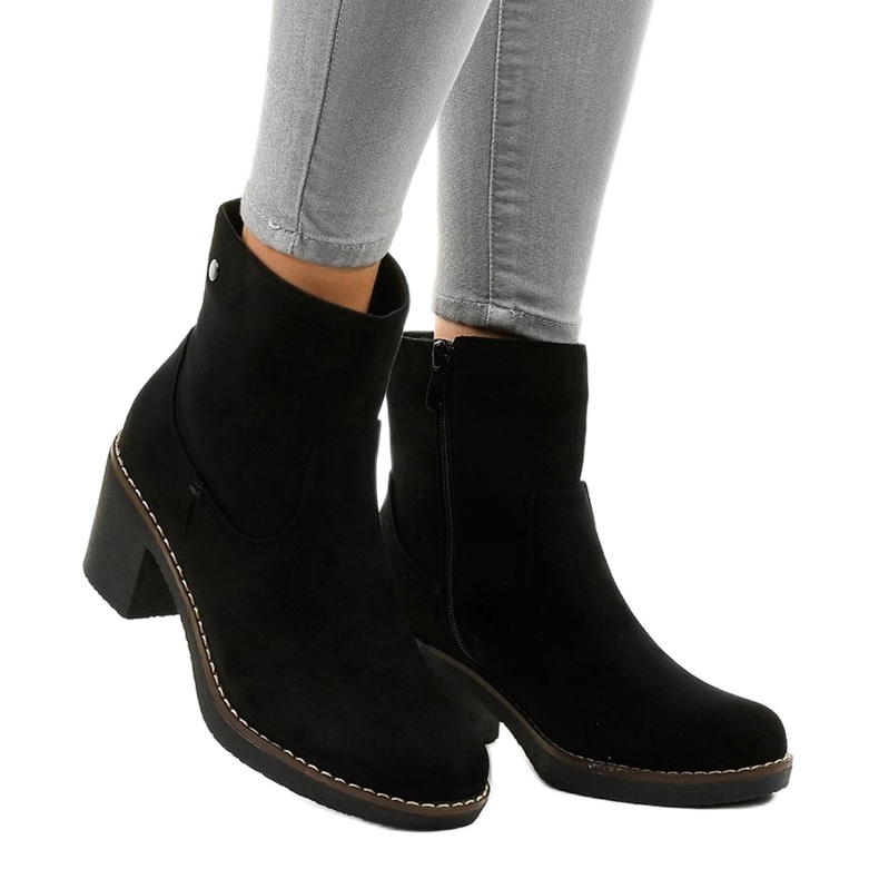 Salto alto camurça preta 8B852 preto 1