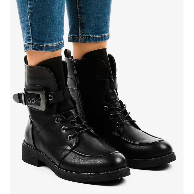 Botas pretas com fivelas 404 preto 1