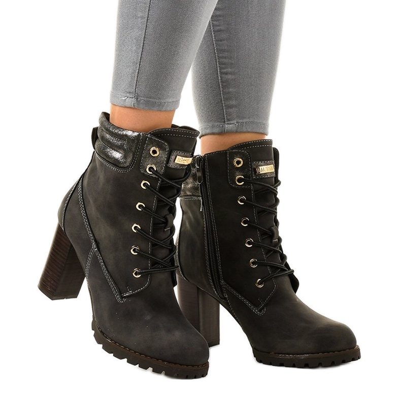 Botas de cano altas cinza na coluna 878-GA 1 Botas de cano altas cinza na coluna 878-GA 1