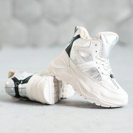 Sapatinhos de moda esportiva branco cinza 2