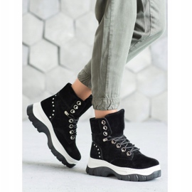 Seastar Caçadores na plataforma preto 1