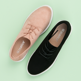 Sapatos de camurça pretos 1