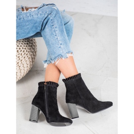 Goodin Botas de couro com babado preto 1