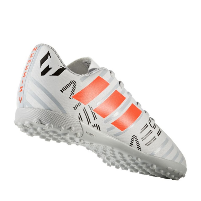 Chuteira Adidas Nemeziz Messi 17.4 TF Jr S77207 branco 1