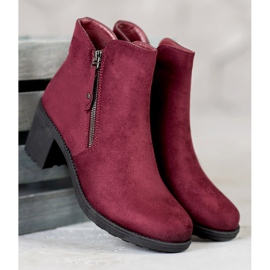Diamantique Botas casuais em uma postagem vermelho 1